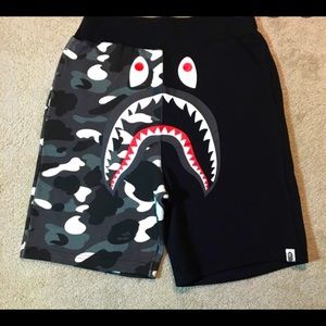 BAPE city camo half face